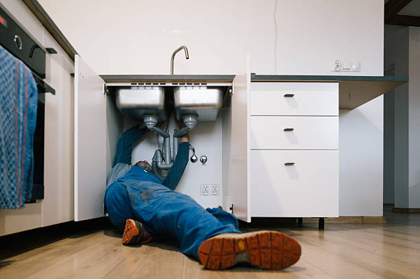 Professional Pipe Repair technician working in Beach City, TX
